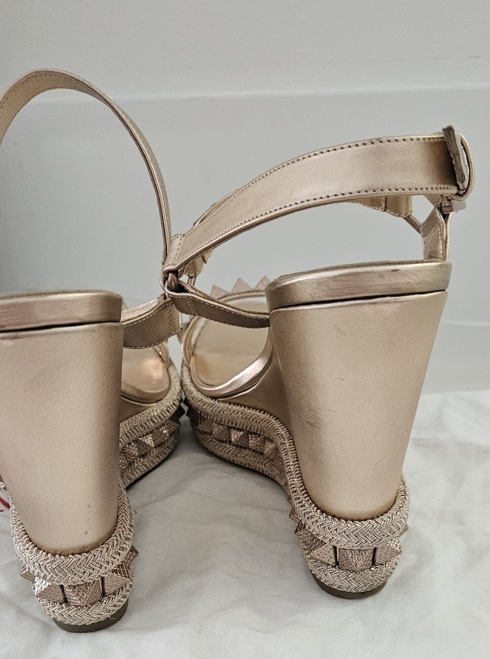 Christian Louboutin Rose Gold Studded Platform Sandals 39 - Picture 7 of 8